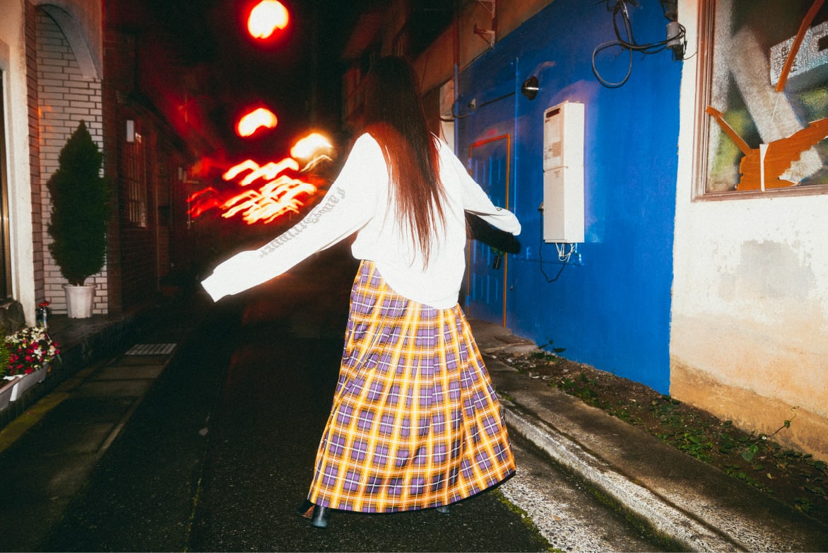 ZIP HOODIE / FLARE VOLUME PANTS --2