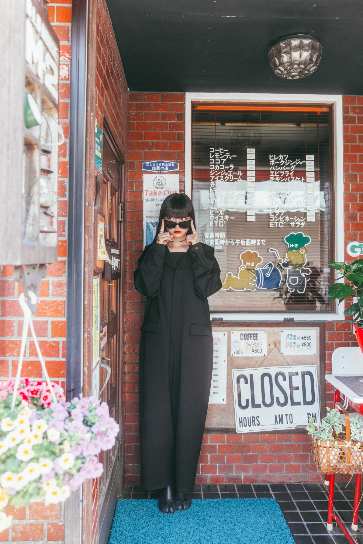 ZIP HOODIE / FLARE VOLUME PANTS --2