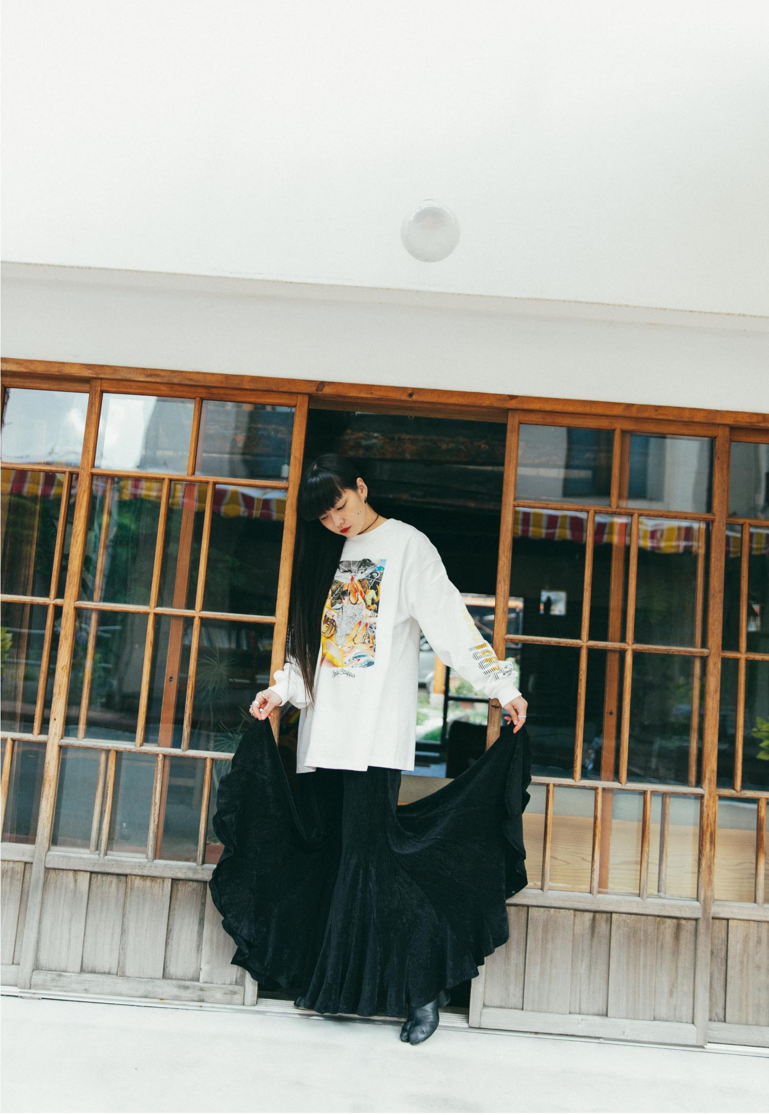 ZIP HOODIE / FLARE VOLUME PANTS --1