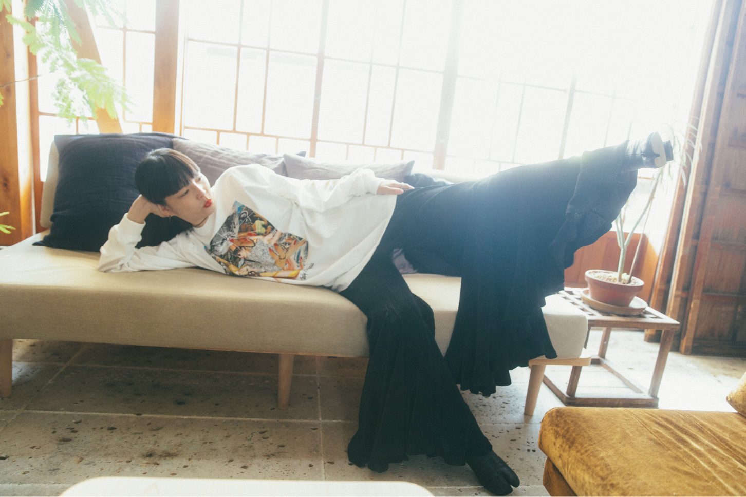 ZIP HOODIE / FLARE VOLUME PANTS --4