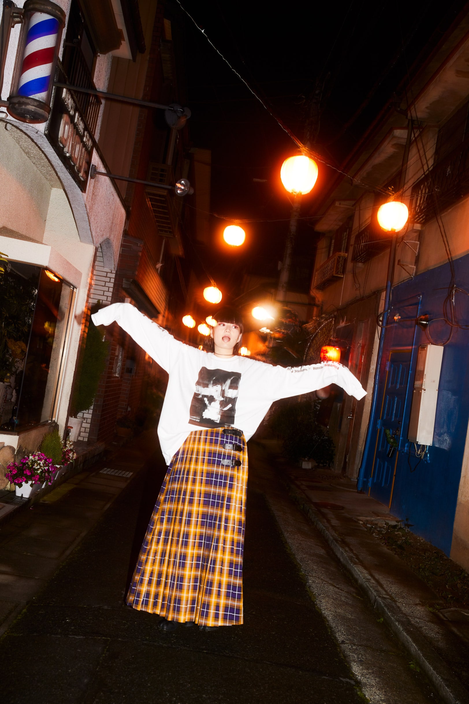 Kozue Akimoto × candy stripper