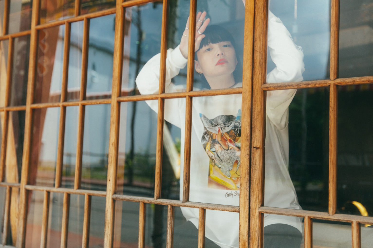 Kozue Akimoto × candy stripper