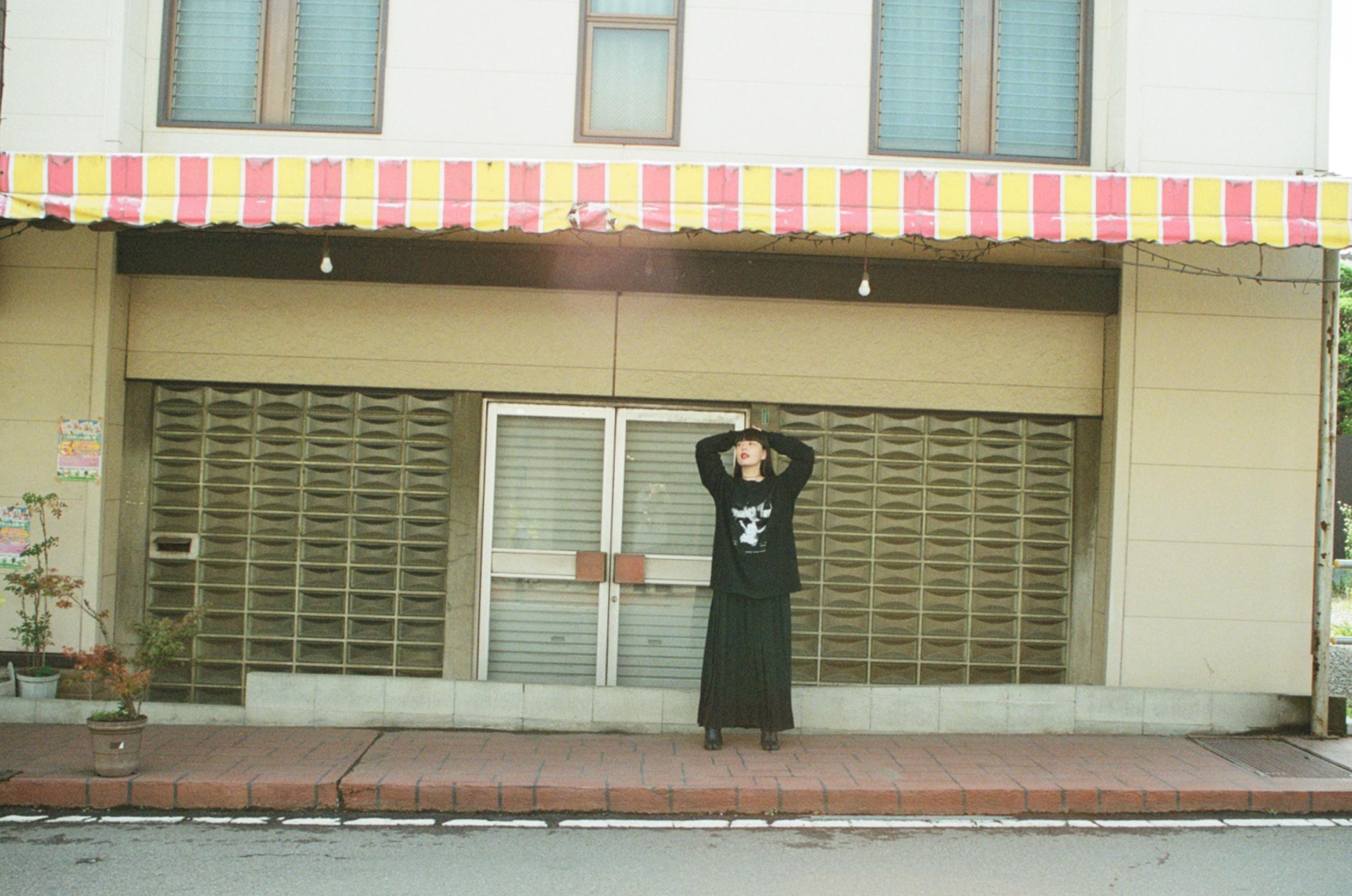 Kozue Akimoto × candy stripper