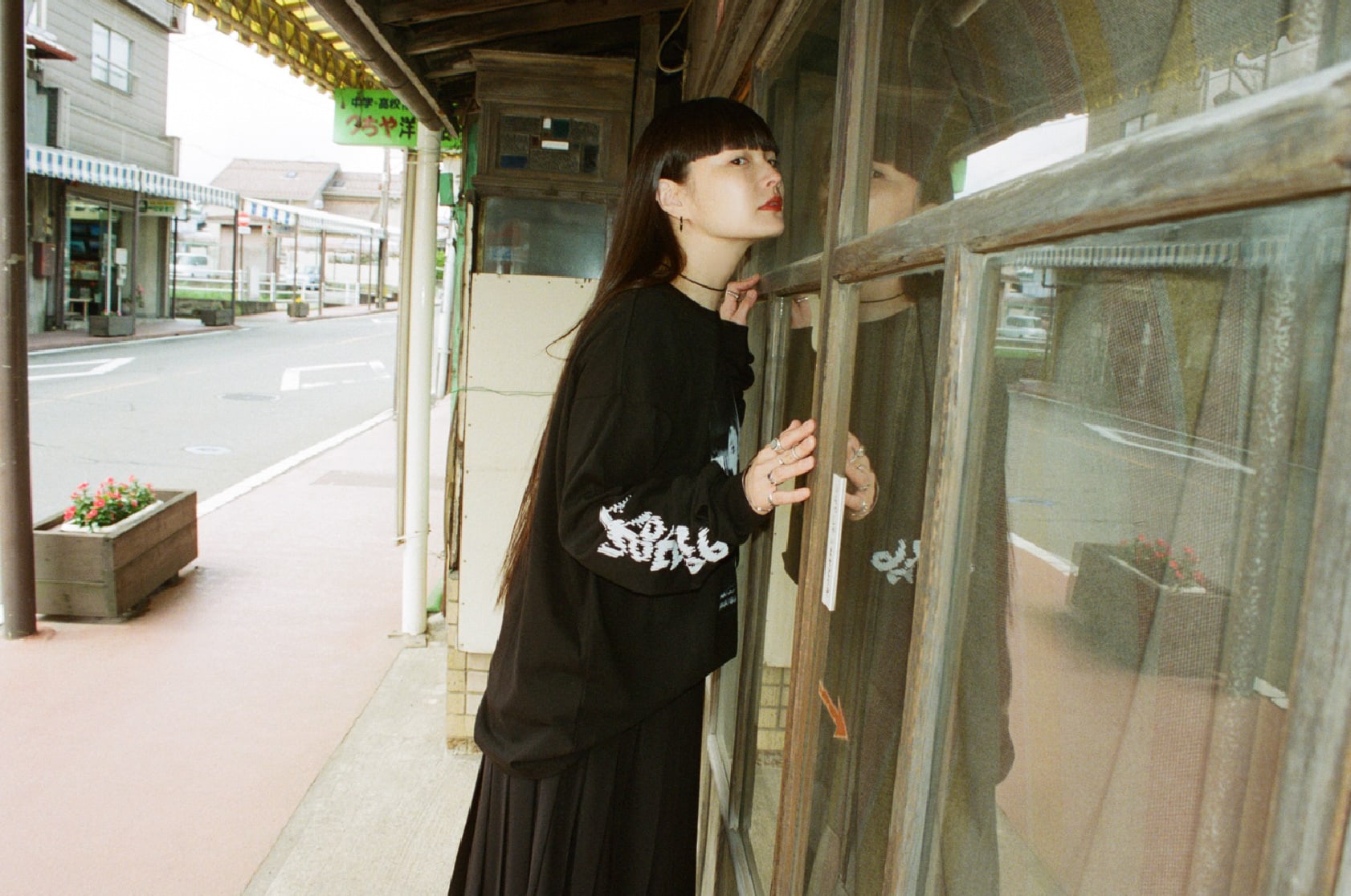 Kozue Akimoto × candy stripper