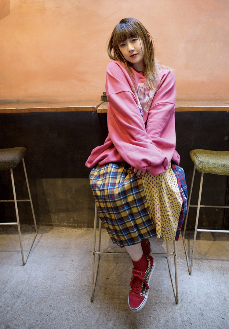 板橋よしえ 亜美