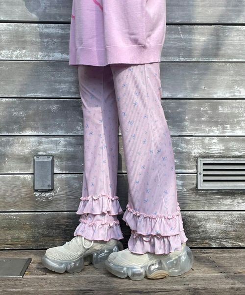 SWEET THINGS FRILL FLARE PANTS | Candy Stripper（キャンディ