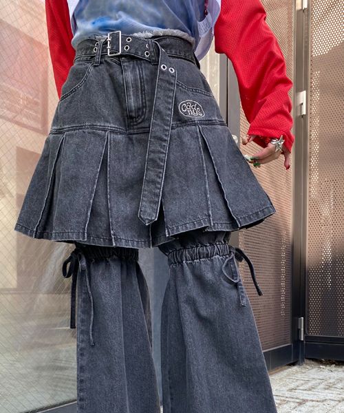 PLEATED MINI SKIRT ＆ LEG WARMERS | Candy Stripper（キャンディ