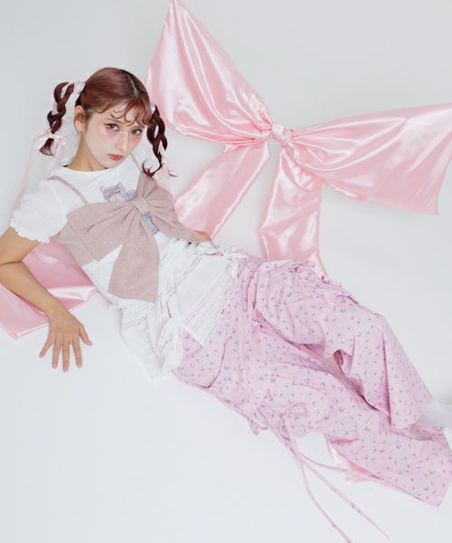 LAZY CAT SHIRRING TOPS | Candy Stripper（キャンディ ストリッパー