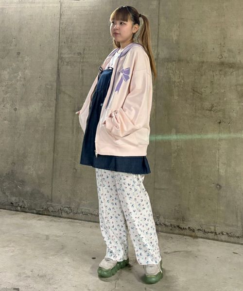 CANDYS CLUB HOODIE | Candy Stripper（キャンディ ストリッパー