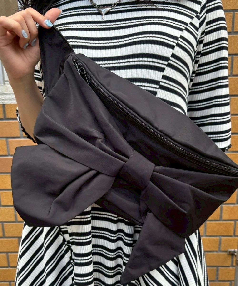 BIG RIBBON BODYBAG | Candy Stripper（キャンディ ストリッパー