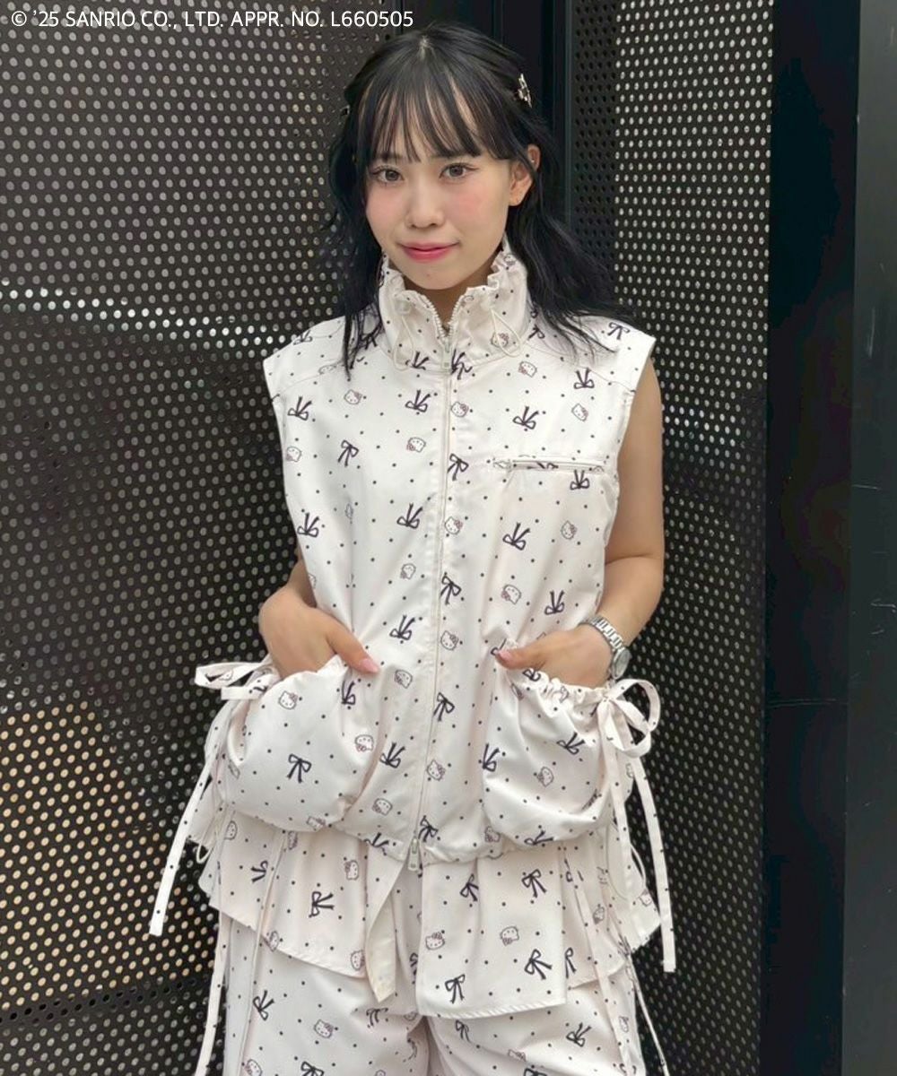 HELLO KITTY】RIBBON＆DOT VEST | Candy Stripper（キャンディ