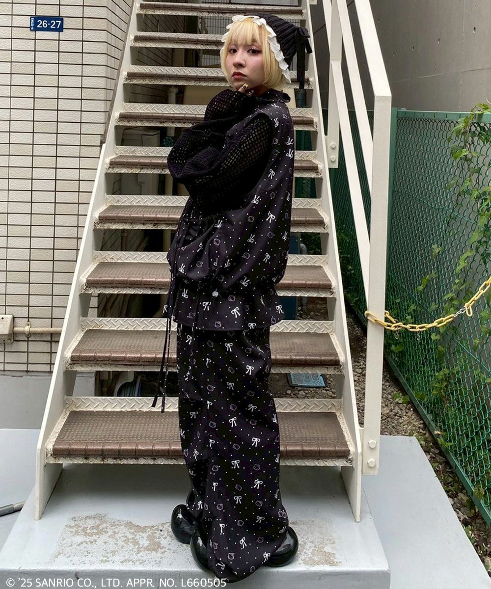 HELLO KITTY】RIBBON＆DOT VEST | Candy Stripper（キャンディ