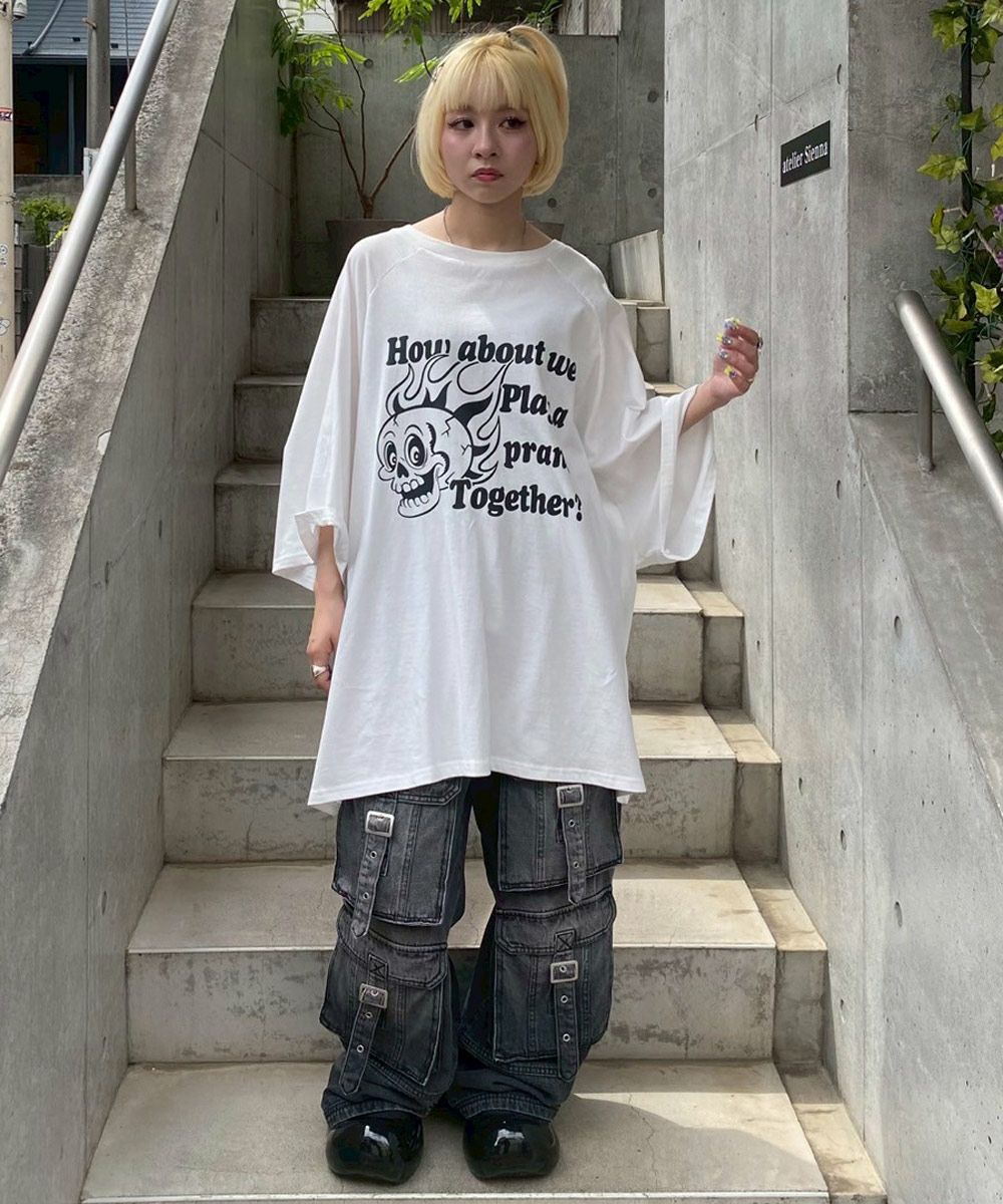 FIRE SKULL OVER SIZE RAGLAN TOPS | Candy Stripper（キャンディ