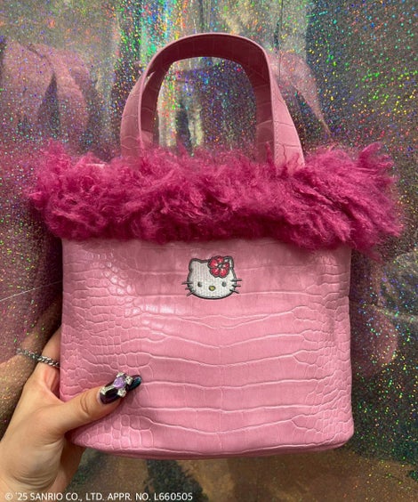 HELLO KITTY】HIBISCUS 2WAY FUR BAG | Candy Stripper（キャンディ 