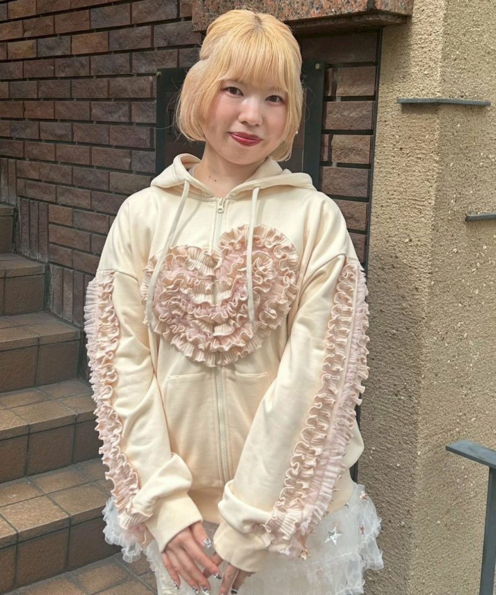 HEART FRILL HOODIE | Candy Stripper（キャンディ ストリッパー