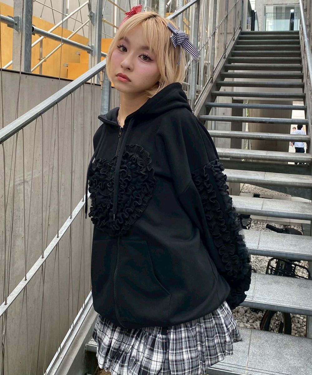 HEART FRILL HOODIE | Candy Stripper（キャンディ ストリッパー