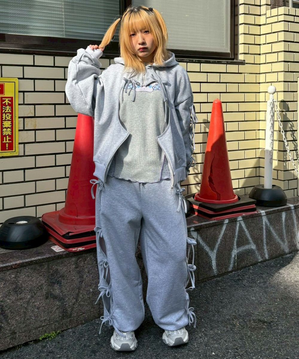 RIBBON HOLE SWEAT PANTS | Candy Stripper（キャンディ ストリッパー