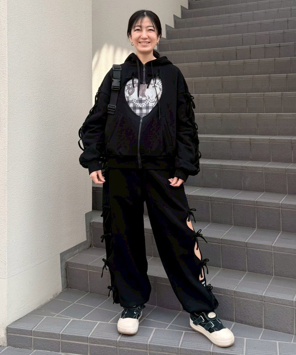 RIBBON HOLE SWEAT PANTS | Candy Stripper（キャンディ ストリッパー