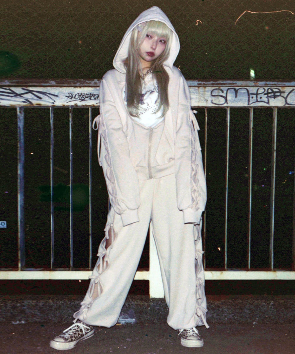 HEART HOLE HOODIE | Candy Stripper（キャンディ ストリッパー
