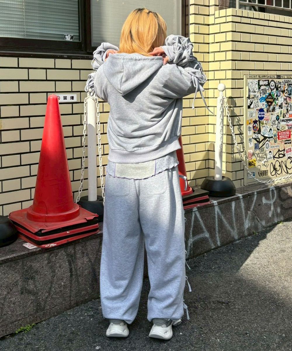 HEART HOLE HOODIE | Candy Stripper（キャンディ ストリッパー