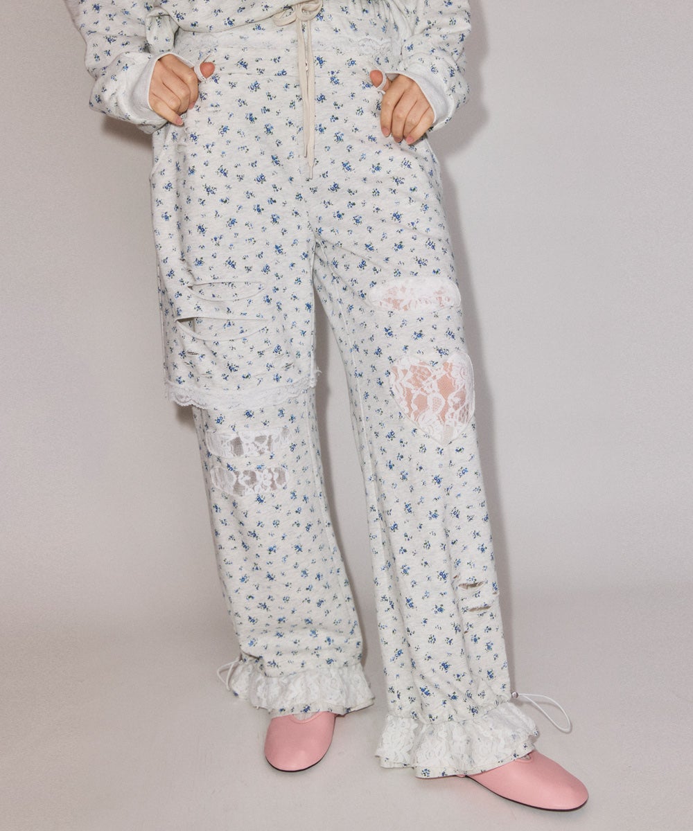 LACE DAMAGE SWEAT PANTS | Candy Stripper（キャンディ ストリッパー