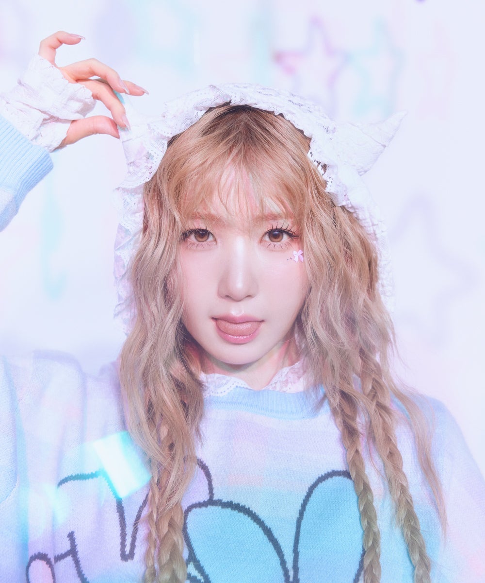 DEVIL HORN LACE HOODIE | Candy Stripper（キャンディ ストリッパー